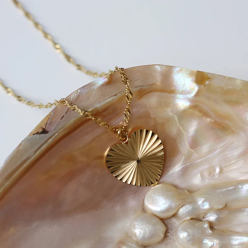 Pure Aura's Geometric Pendant Necklace