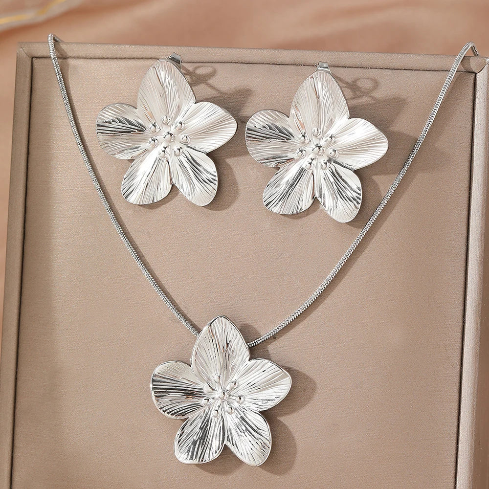 Pure Aura's French Vintage Flower Set